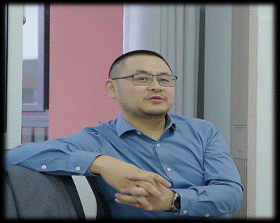 田晓波照片